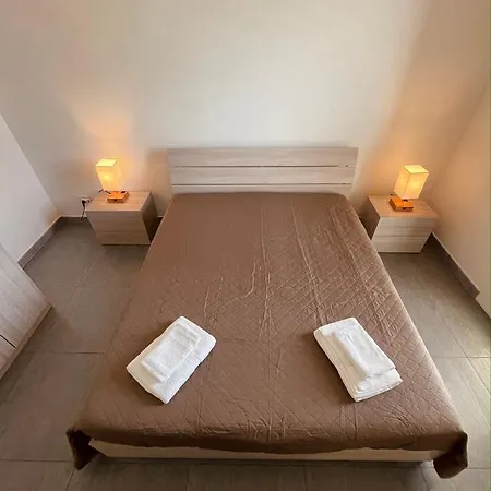Apartment - Privitera &
