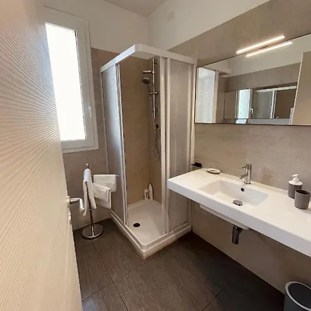 Apartment - Privitera & *