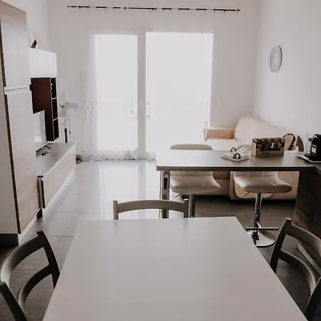 - Privitera & Pozzallo